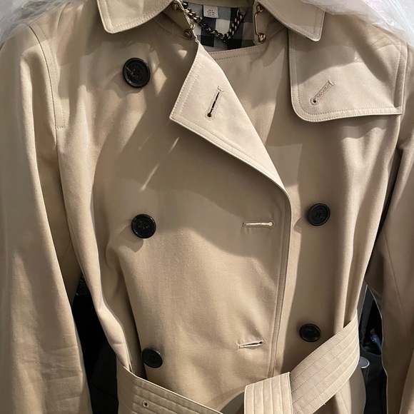 The Kensington long Burberry Trench coat In Honey NWT US sz 00 - Picture 4 of 12